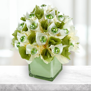 Hint of Green Pistachio Bouquet